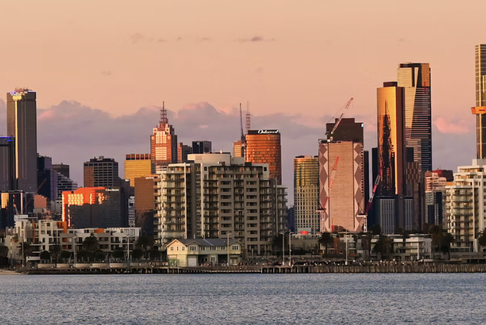 Melbourne skyline at sunset photographed by Tommy Creative